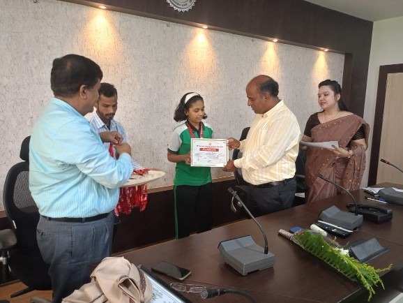 PSY Meritorious honor in Balaghat Collectorate